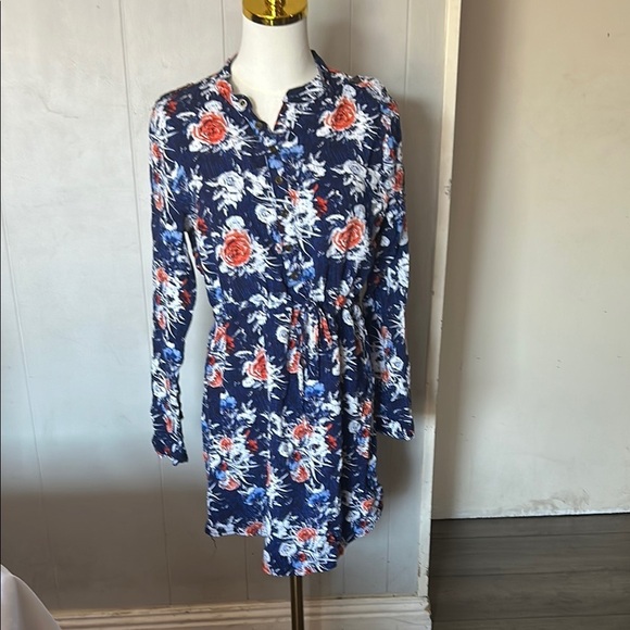 Moral Fiber Dresses & Skirts - Moral Fiber Floral Long Sleeve Dress in Navy and Red
